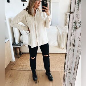 NWOT CJLA Ari Button Down Top, Size Large